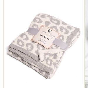 Gray Leopard Print Blanket